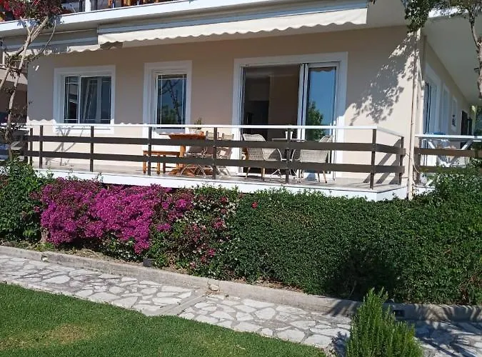 Two Palm Trees Apartman Nidrí